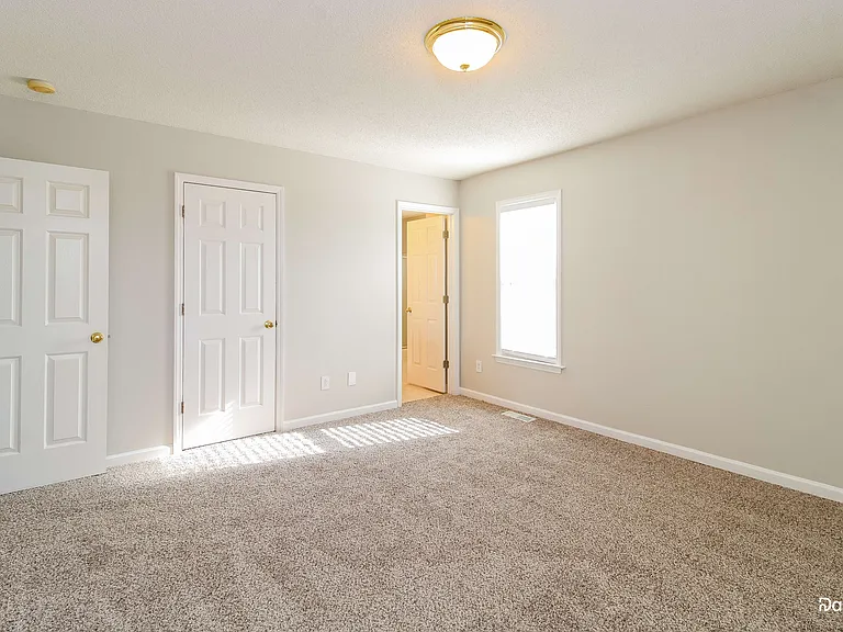 5540 Woodspring Dr — Photo 10