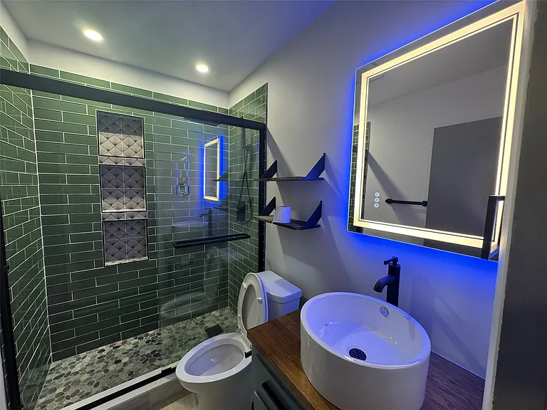 11813 Highland Oaks Trl — Photo 19