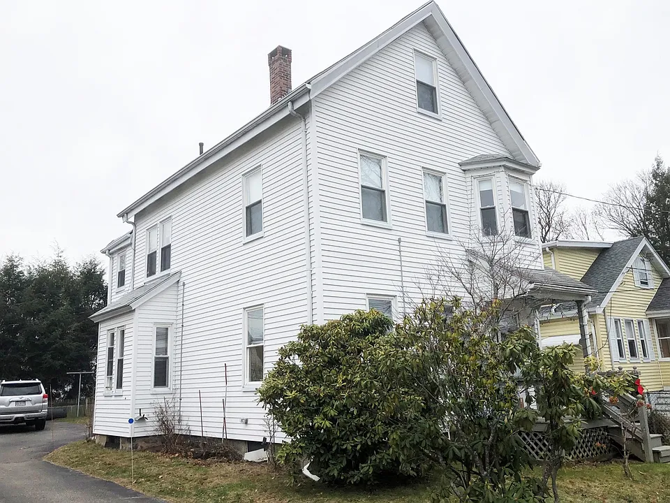 18 Spring Valley Rd #1