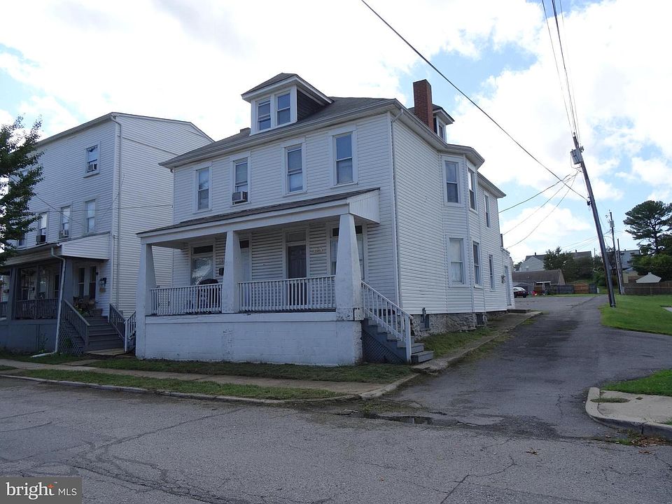 1st image of 121 Buena Vista Ave