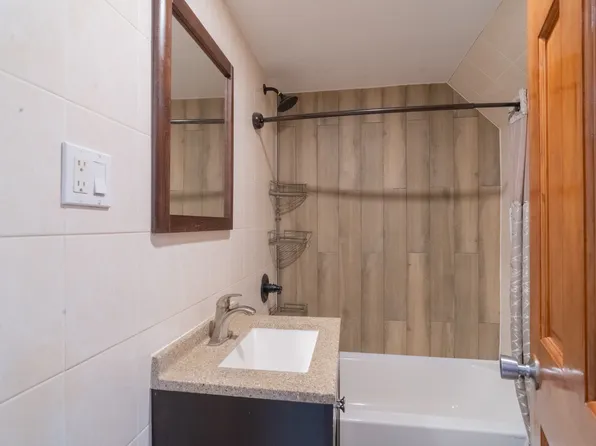 1390 Troy Avenue image 32 of 38