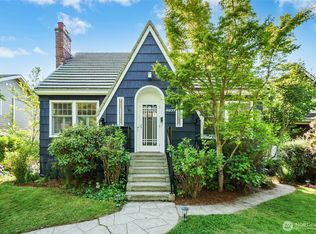 4537 46th Ave SW, Seattle, WA 98116