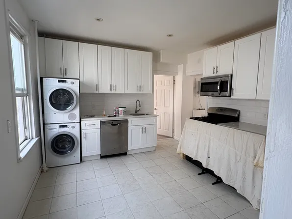 1052 Huguenot Ave #1, Staten Island, NY 10312