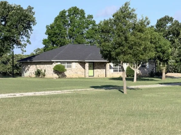 4316 Leona Rd, Bowie, TX 76230