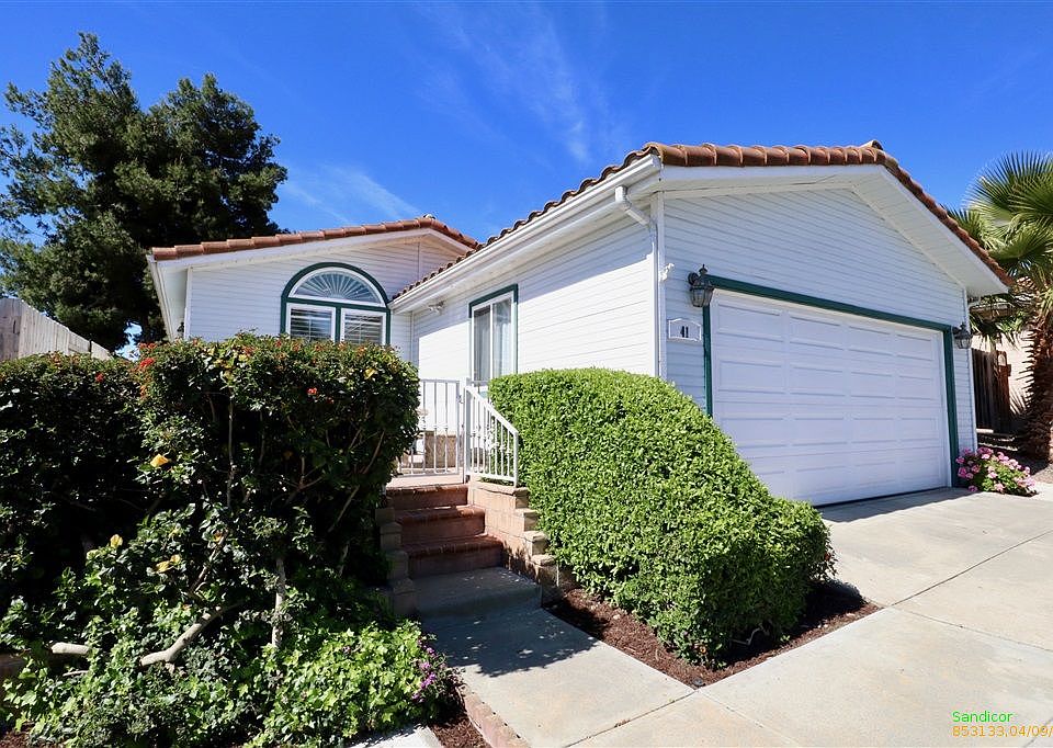 2nd image of 14955 Avenida Venusto Unit 41