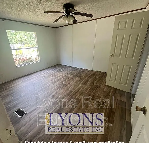 10 Chaserville Blvd — Photo 10