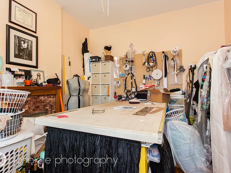 1533 W Leland Ave #1E — Photo 8