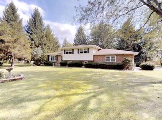 247 S 500 W, Valparaiso, IN 46385