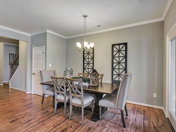 The DavenportHolman Ridge-large-007-22-Dining Room-1500x999-72dpi