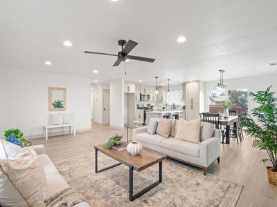 3055 E Olney Ave, Fresno, CA, 93725