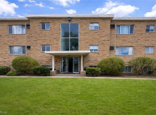 5200 Royalton Rd, North Royalton, OH