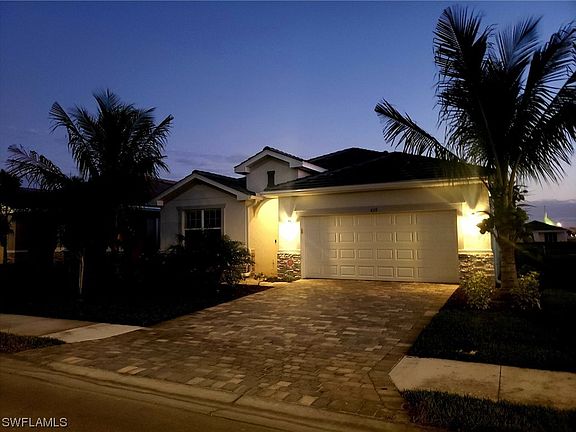 3rd image of 4119 Lemongrass Dr