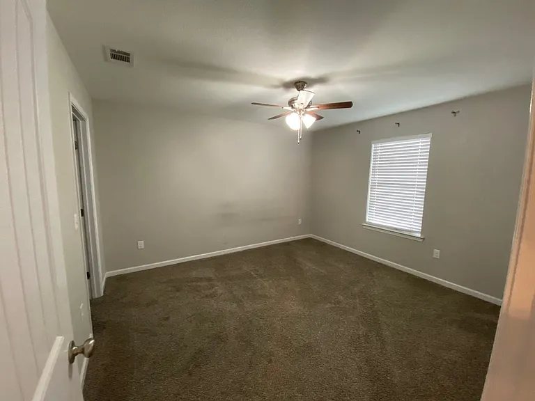 6033 Virginia Pine Ave — Photo 8