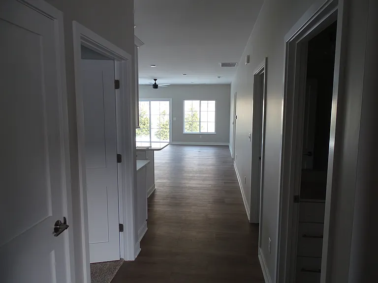 1912 Woodglen #1912A — Photo 13