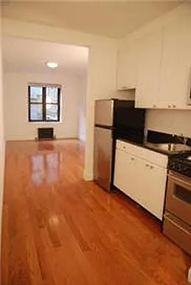 Rented by Buchbinder & Warren | media 34