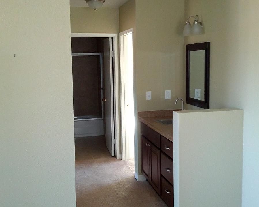 2nd image of 1485 Imperial Beach Blvd APT B