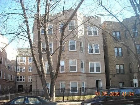 1st image of 6317 N Artesian Ave APT 2E