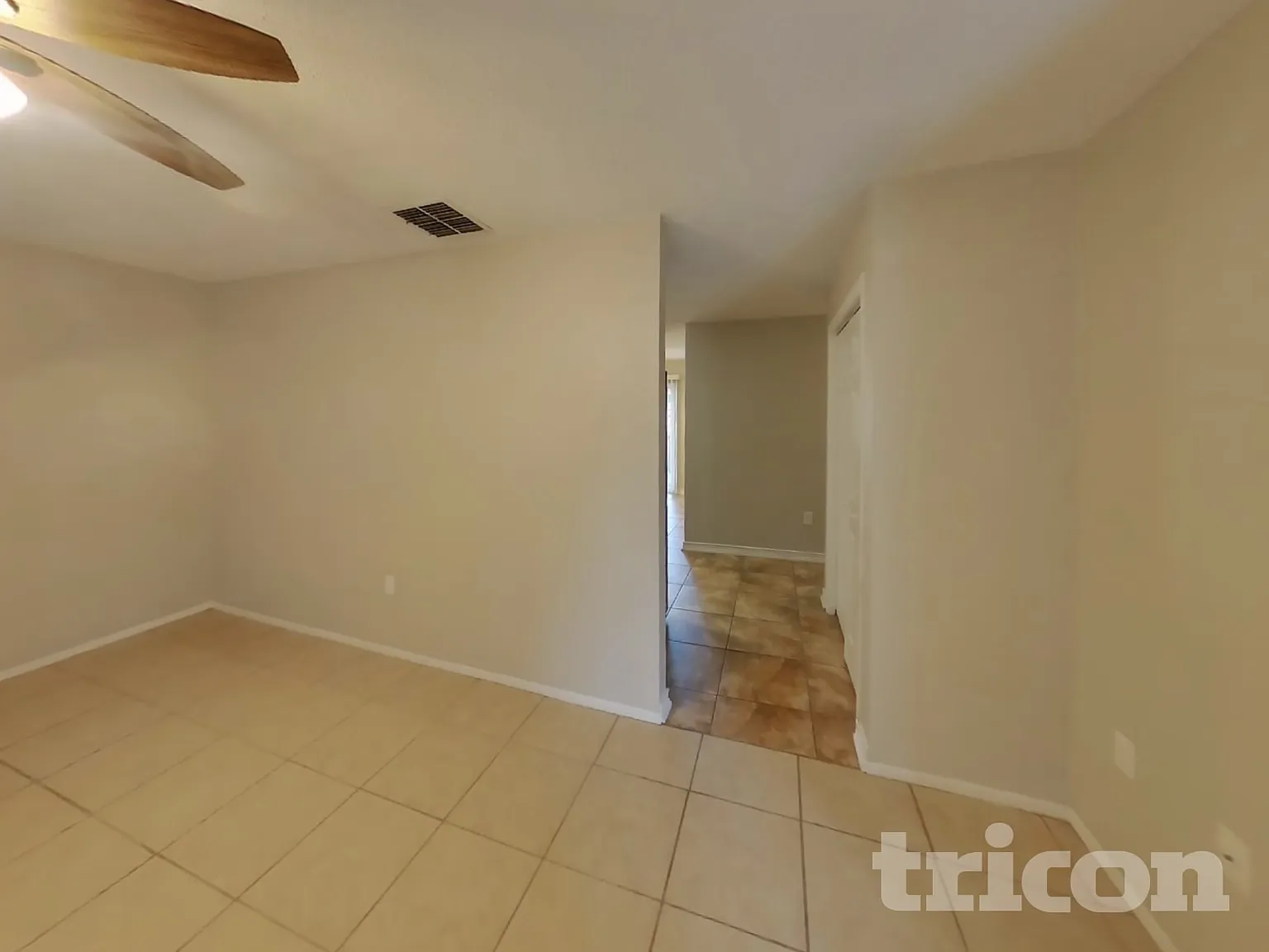 613 Boston Street Tarpon Springs FL — Photo 2