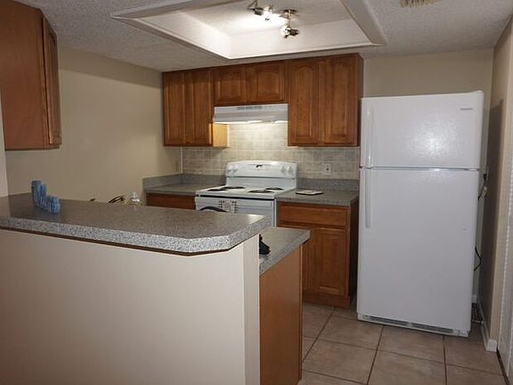 3rd image of 8524 Colony Pine Cir W