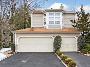 66 Sagamore Drive, Plainview, NY 11803