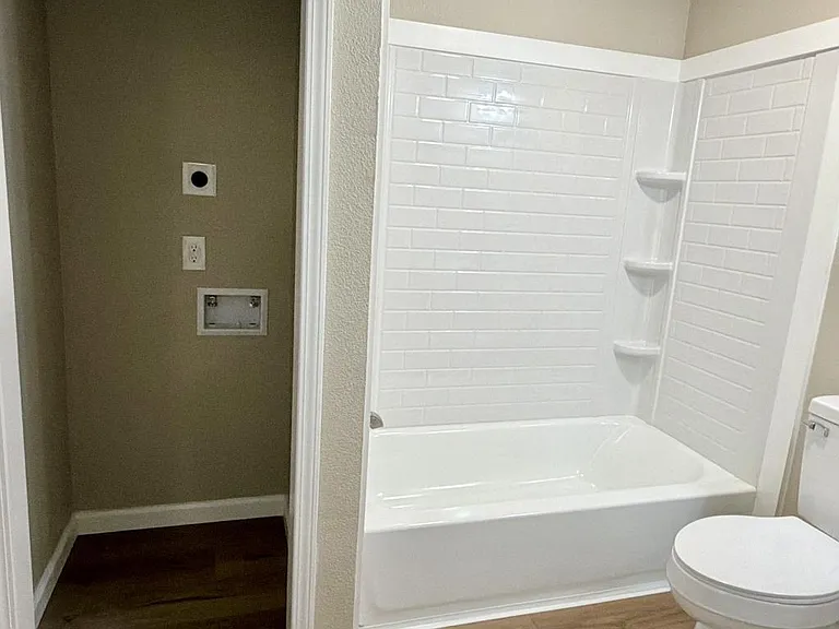 20 Sarasue Ln — Photo 11