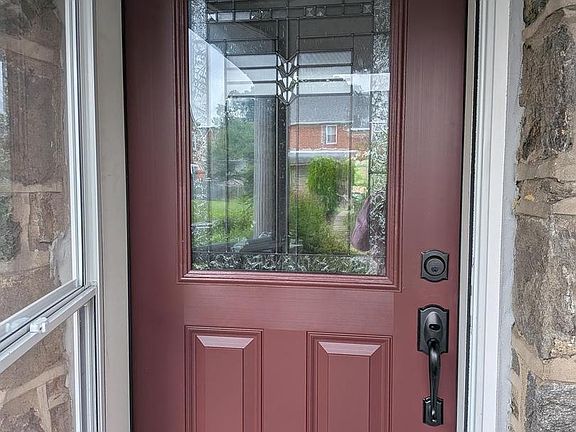5th image of 1510 E Cardeza St