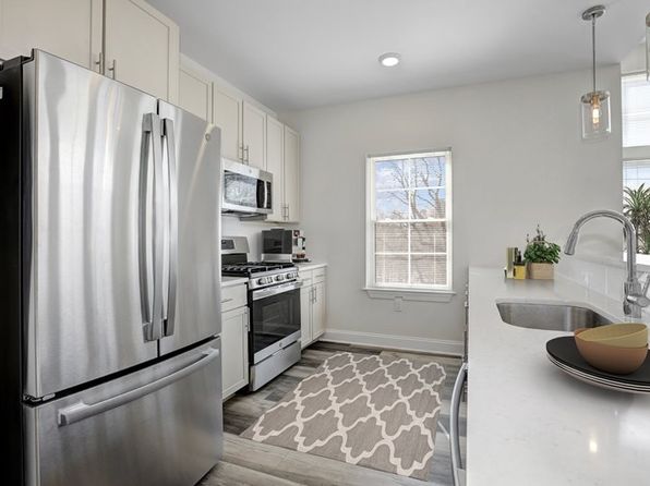 2 Walter Ave #590
