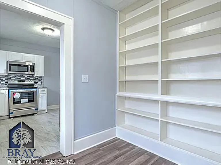 1362 E Center St — Photo 15