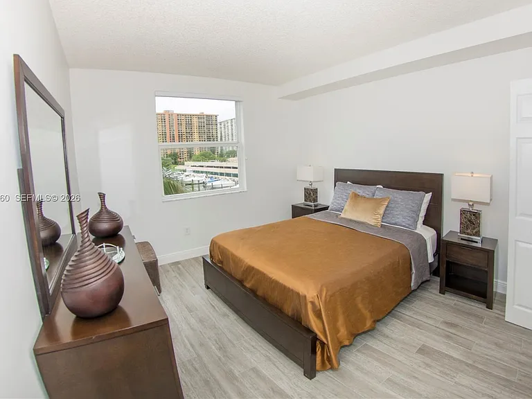 17150 N Bay Rd #2408 — Photo 21
