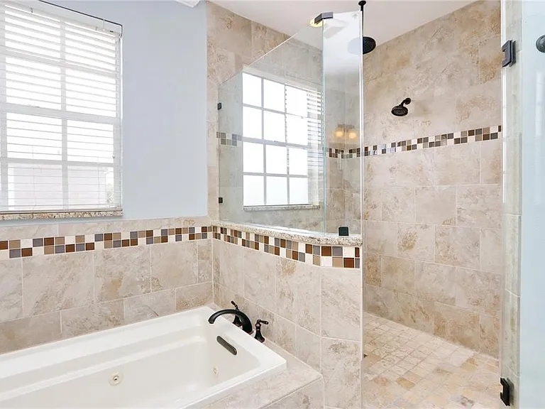 2611 Espana Ct — Photo 13