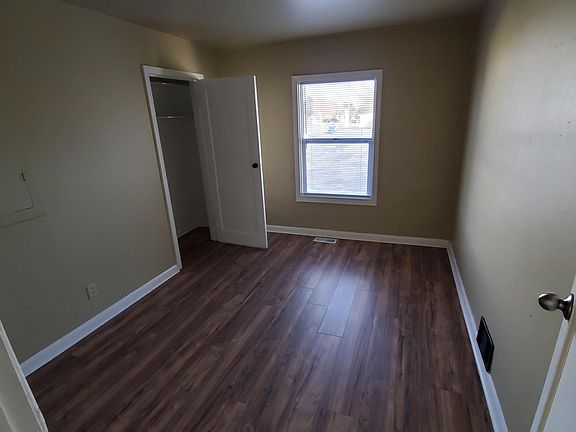 5th image of 2111 Fairmount Ave