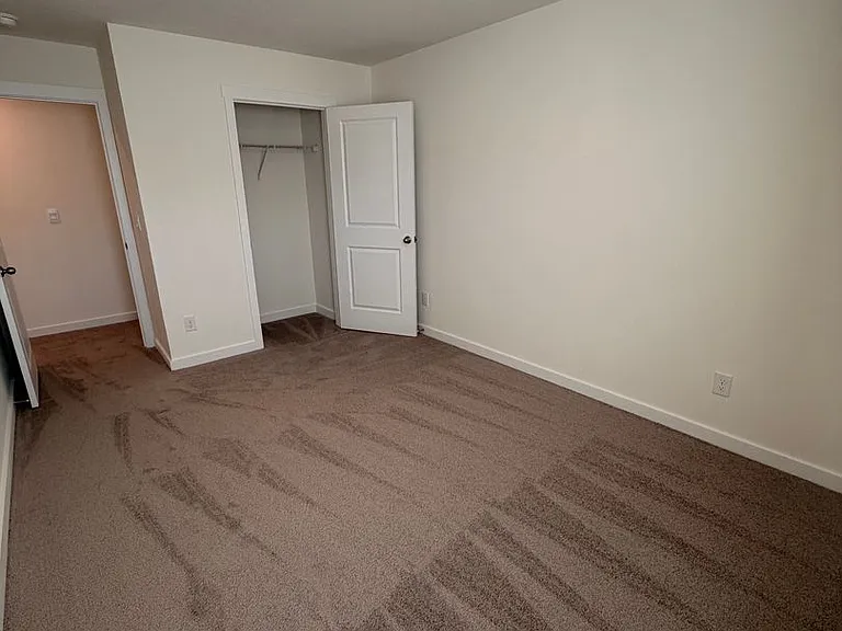 7033 Randleman Dr — Photo 13