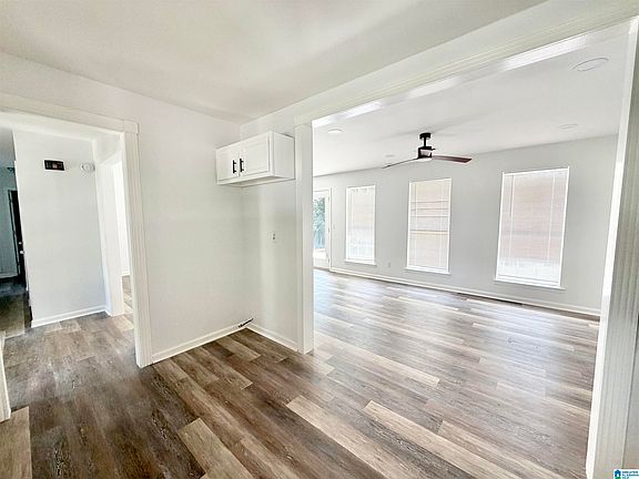 5th image of 108 Colonial Cir