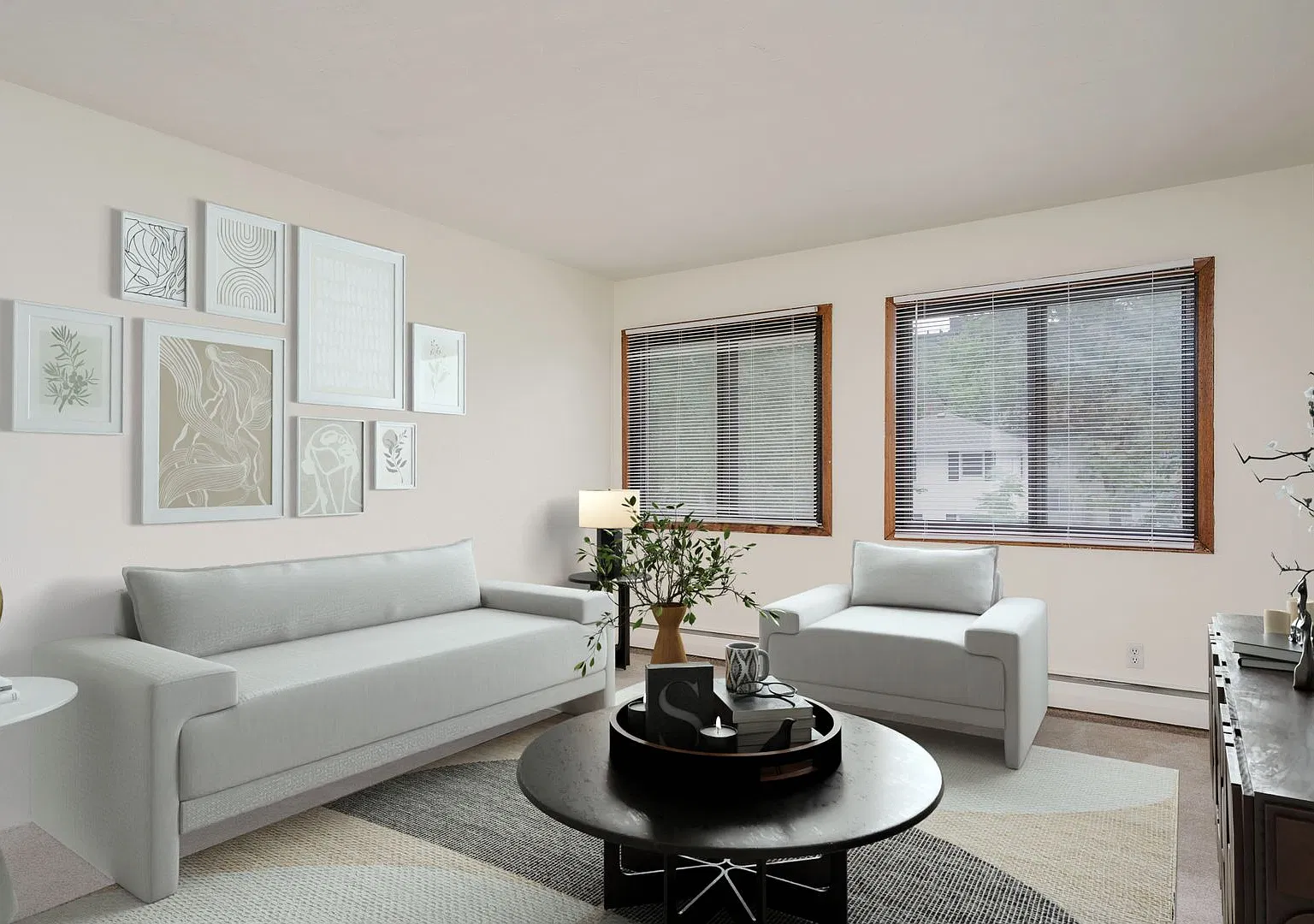Yale Place — Photo 1
