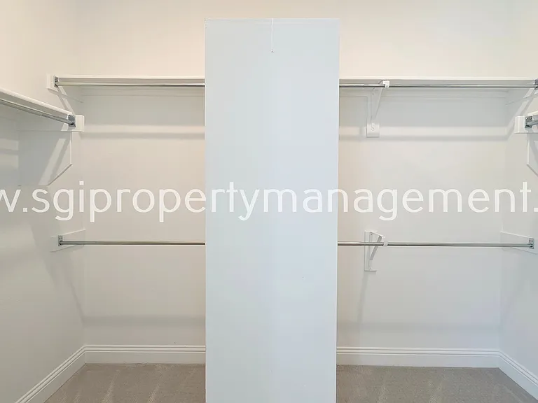 10870 Grayhead Dr — Photo 21