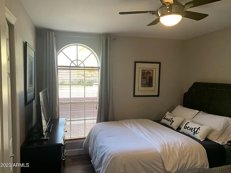 1402 S Jentilly Ln #104 — Photo 16