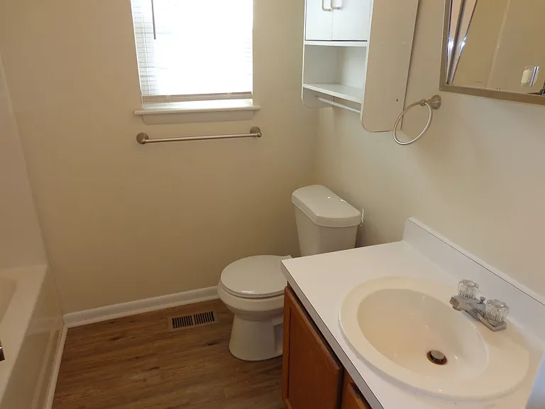 4636 Coronet Ave — Photo 13