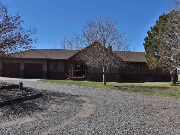 3910 Carter Mountain Dr, Cody, WY 82414