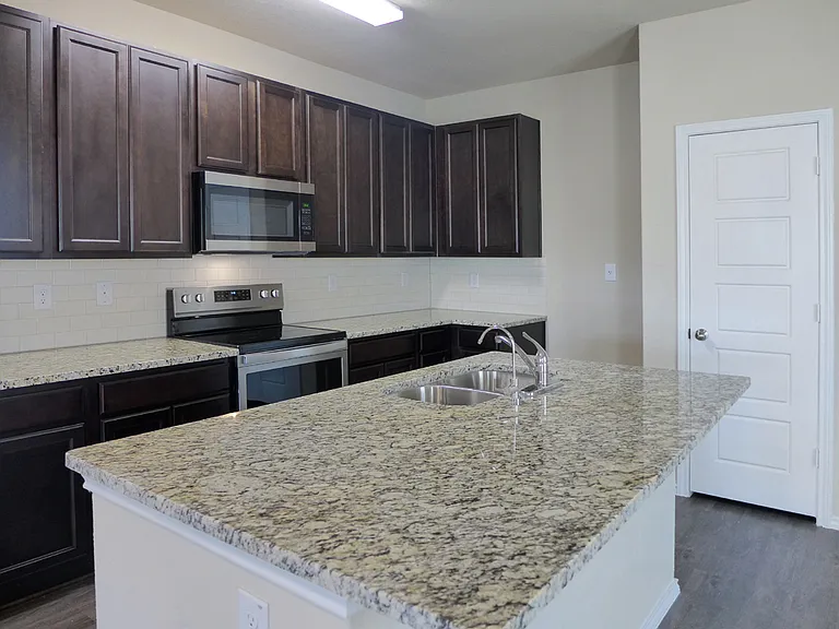 10807 Fox Trot Way — Photo 3