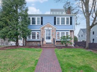 18-20 Sumner St #1, Newton, MA 02459