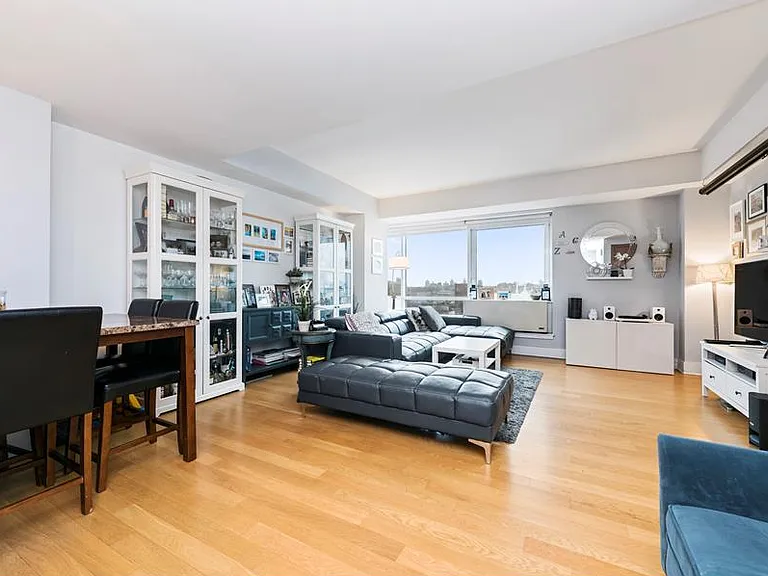 446 Kent Ave #9D — Photo 4