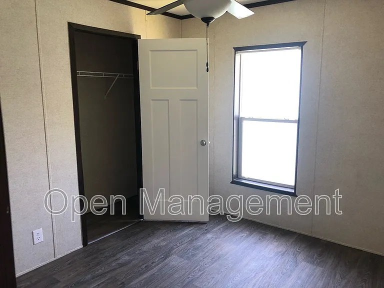 2700 Brookpark Rd #20 — Photo 7