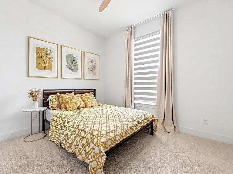 8109 Milo Fields Ln — Photo 11