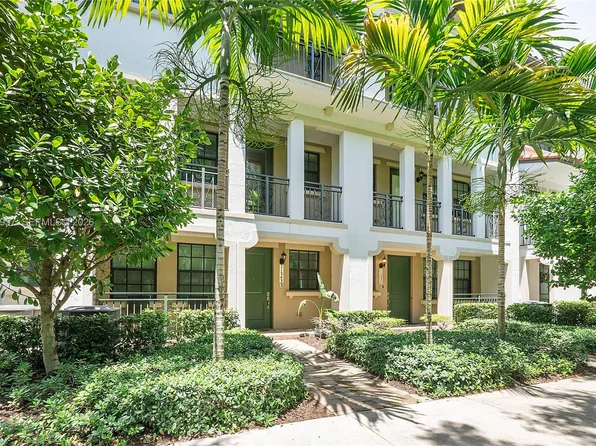 11343 SW 14th St, Hollywood, FL 33025