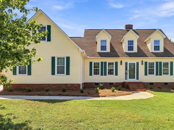 101 Hunters Woods Dr, Simpsonville, SC 29680