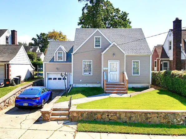 36 Sawyer Avenue image 1 of 7