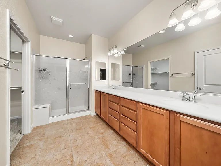 7405 Rothschild Ct — Photo 17