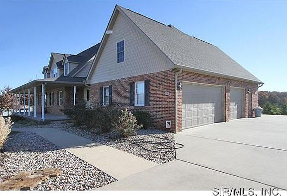 3rd image of 934 Bay Pointe Dr