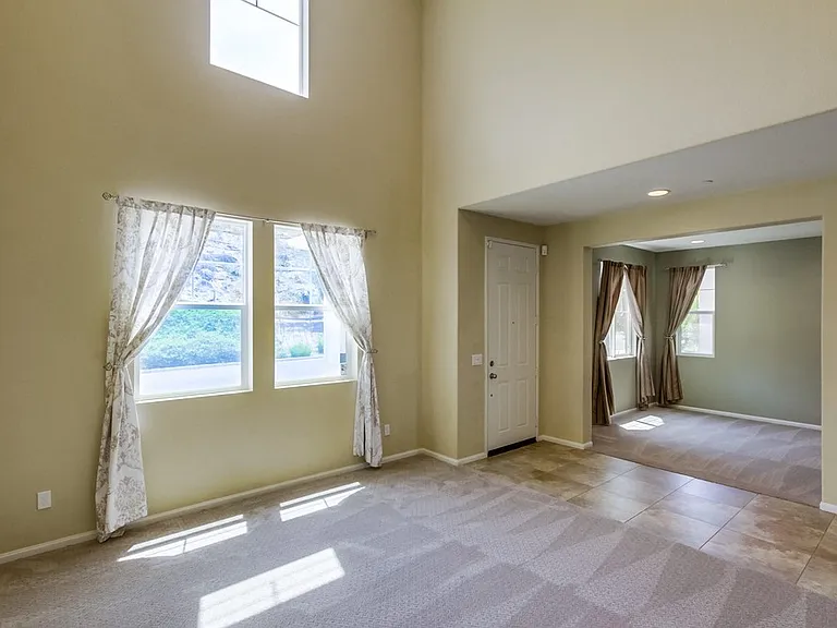 5102 Sevilla St — Photo 31