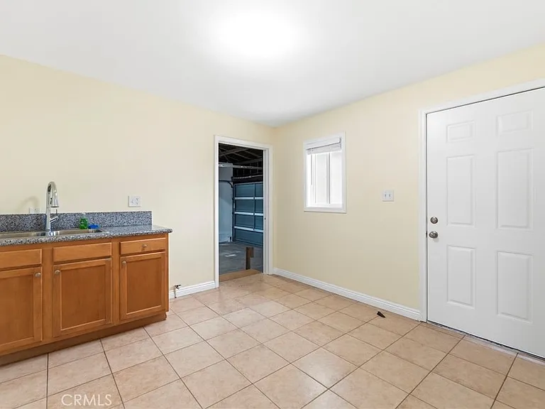 703 S Harbor Blvd — Photo 62